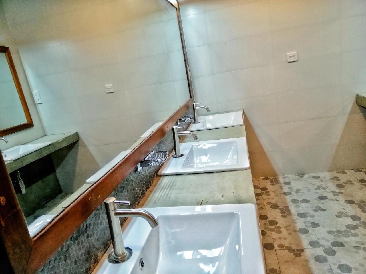 Hiriketiya Beach Hostels Dikwella Luaran gambar