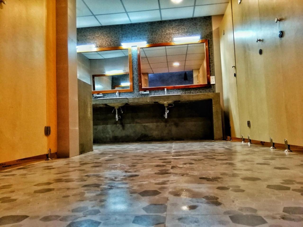 Hiriketiya Beach Hostels Dikwella Luaran gambar