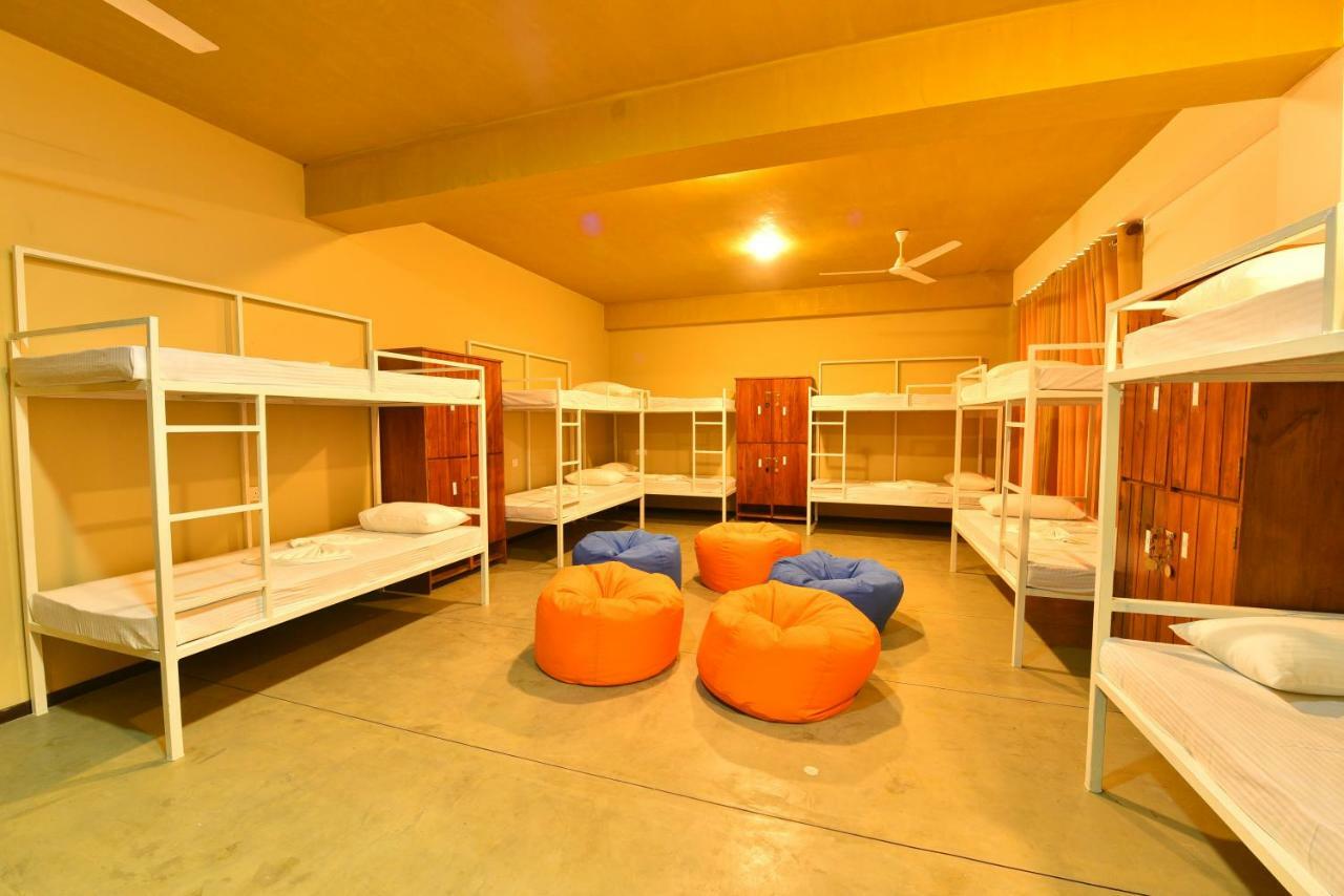 Hiriketiya Beach Hostels Dikwella Luaran gambar